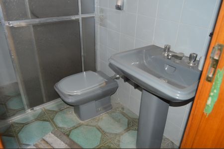 Casa para alugar com 273m², 3 quartos e 2 vagasBanheiro