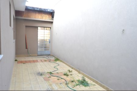 Casa para alugar com 273m², 3 quartos e 2 vagasQuintal