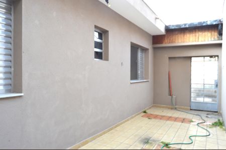 Casa para alugar com 273m², 3 quartos e 2 vagasQuintal