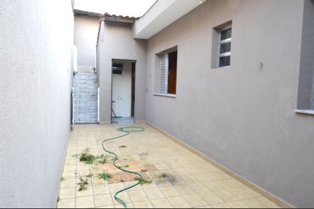 Casa para alugar com 273m², 3 quartos e 2 vagasQuintal