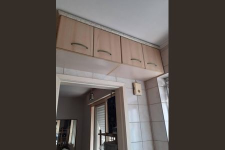 Cozinha de apartamento à venda com 1 quarto, 34m² em Vila Ipiranga, Porto Alegre