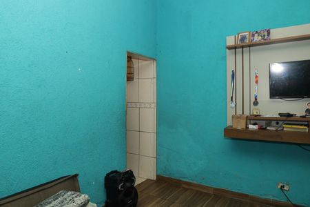 Sala de casa à venda com 1 quarto, 250m² em Vila Taquari, São Paulo