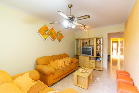 Sala de casa para alugar com 3 quartos, 200m² em Parque dos Bancarios, São Paulo