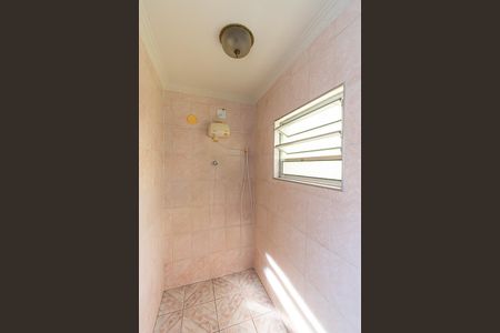 Casa para alugar com 200m², 3 quartos e 2 vagas Casa para alugar com 200m², 3 quartos e 2 vagasBanheiro da Suíte