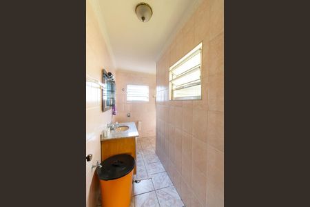 Casa para alugar com 200m², 3 quartos e 2 vagas Casa para alugar com 200m², 3 quartos e 2 vagasBanheiro da Suíte