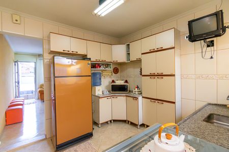 Casa para alugar com 200m², 3 quartos e 2 vagas Casa para alugar com 200m², 3 quartos e 2 vagasCozinha