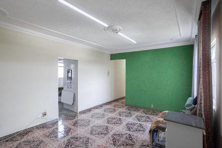 Sala  de apartamento para alugar com 4 quartos, 95m² em Santa Terezinha, Belo Horizonte