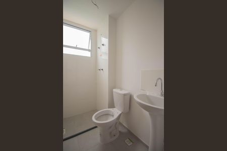 Apartamento para alugar com 42m², 2 quartos e sem vaga Apartamento para alugar com 42m², 2 quartos e sem vagaBanheiro Social