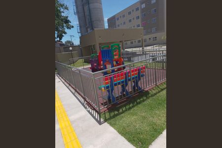 Área comum de apartamento para alugar com 2 quartos, 42m² em Amendoeira, São Gonçalo