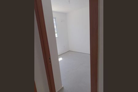 Quarto de apartamento para alugar com 2 quartos, 42m² em Amendoeira, São Gonçalo