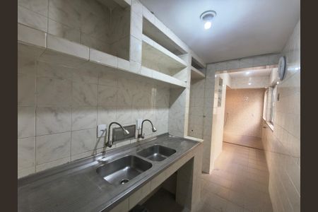 Cozinha de apartamento para alugar com 2 quartos, 63m² em Jacarepaguá, Rio de Janeiro