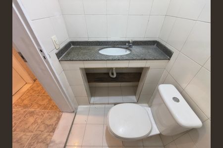Apartamento para alugar com 63m², 2 quartos e 1 vaga Apartamento para alugar com 63m², 2 quartos e 1 vagaBanheiro Social