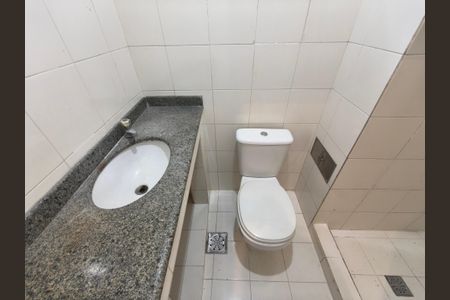 Apartamento para alugar com 63m², 2 quartos e 1 vaga Apartamento para alugar com 63m², 2 quartos e 1 vagaBanheiro Social