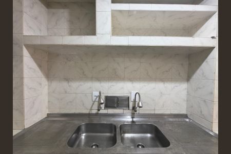 Pia - Cozinha de apartamento para alugar com 2 quartos, 63m² em Jacarepaguá, Rio de Janeiro