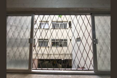 Apartamento para alugar com 63m², 2 quartos e 1 vaga Apartamento para alugar com 63m², 2 quartos e 1 vagaJanela - Área de Serviço