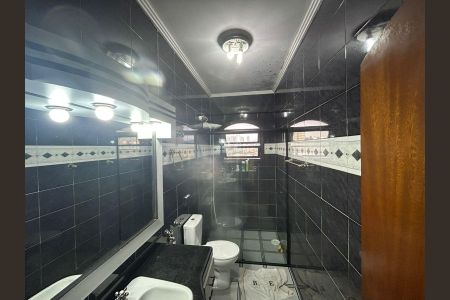 Casa para alugar com 319m², 4 quartos e 8 vagas Casa para alugar com 319m², 4 quartos e 8 vagasBanheiro