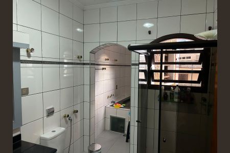 Casa para alugar com 319m², 4 quartos e 8 vagas Casa para alugar com 319m², 4 quartos e 8 vagasBanheiro