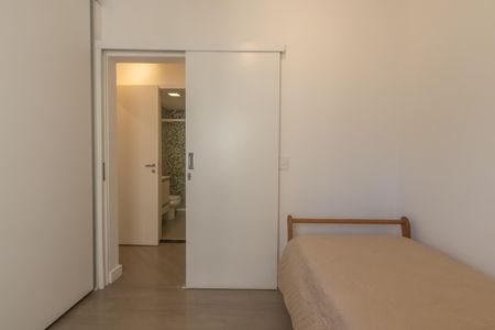 Apartamento à venda com 85m², 3 quartos e 1 vaga Apartamento à venda com 85m², 3 quartos e 1 vagaQuarto 2