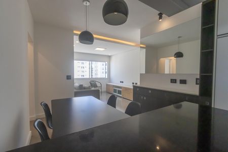 Apartamento à venda com 85m², 3 quartos e 1 vaga Apartamento à venda com 85m², 3 quartos e 1 vagaSala