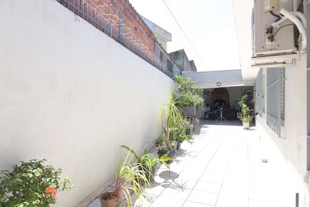 Casa à venda com 135m², 3 quartos e 2 vagasQuintal