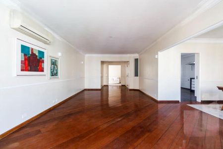 Apartamento à venda com 330m², 4 quartos e 3 vagasFoto 12