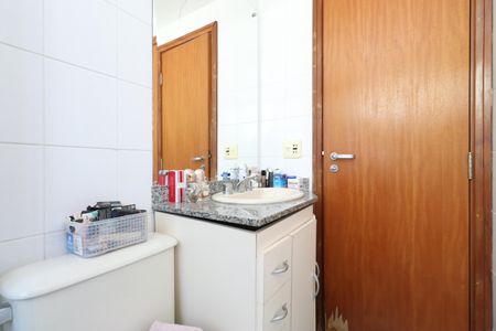 Apartamento à venda com 96m², 3 quartos e 2 vagasBanheiro da Suíte 2