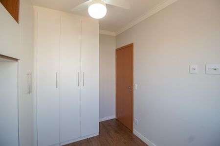 Quarto 1 de apartamento para alugar com 2 quartos, 46m² em Centro, Osasco