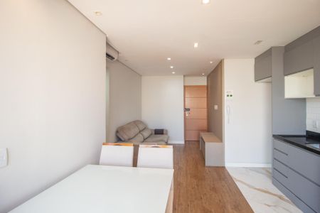 Sala de apartamento para alugar com 2 quartos, 46m² em Centro, Osasco