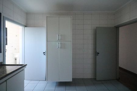 Apartamento à venda com 117m², 3 quartos e 2 vagasCozinha