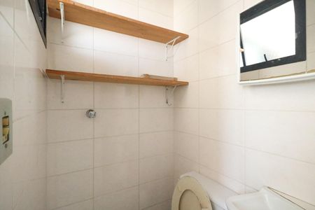 Apartamento à venda com 117m², 3 quartos e 2 vagasBanheiro de Serviço