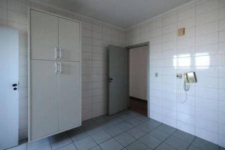 Apartamento à venda com 117m², 3 quartos e 2 vagasCozinha