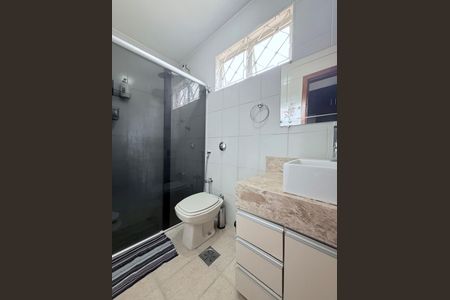 Casa à venda com 210m², 3 quartos e 3 vagas