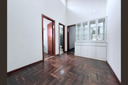 Casa à venda com 210m², 3 quartos e 3 vagas
