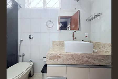 Casa à venda com 210m², 3 quartos e 3 vagas