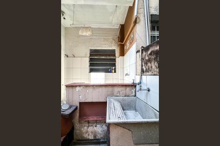 Apartamento para alugar com 114m², 2 quartos e sem vaga Apartamento para alugar com 114m², 2 quartos e sem vagaÁrea de Serviço