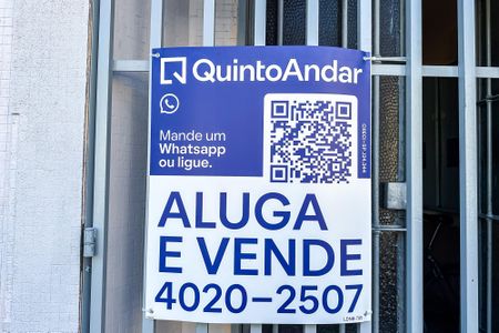 Apartamento para alugar com 114m², 2 quartos e sem vaga Apartamento para alugar com 114m², 2 quartos e sem vagaPlaca