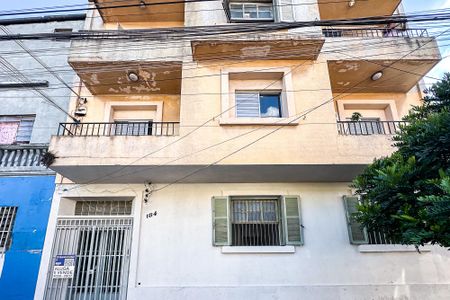 Apartamento para alugar com 114m², 2 quartos e sem vaga Apartamento para alugar com 114m², 2 quartos e sem vagaFachada