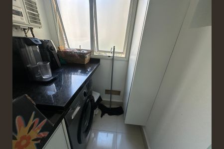 Apartamento à venda com 88m², 3 quartos e 1 vagaÁrea de Serviço