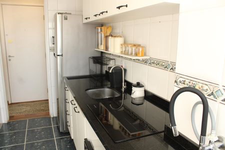 Apartamento à venda com 52m², 2 quartos e 1 vagaCozinha
