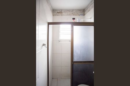 Banheiro de casa para alugar com 1 quarto, 70m² em Cidade Júlia, São Paulo