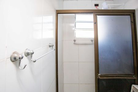 Banheiro de casa para alugar com 2 quartos, 70m² em Cidade Júlia, São Paulo