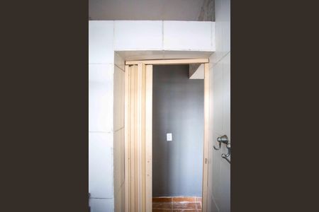 Casa para alugar com 70m², 1 quarto e 2 vagasBanheiro
