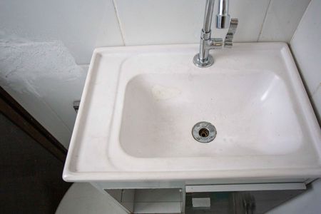 Casa para alugar com 70m², 1 quarto e 2 vagasBanheiro