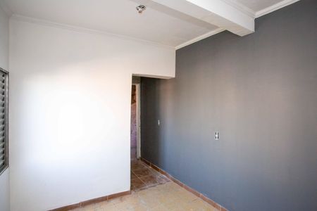 Quarto 1 de casa para alugar com 2 quartos, 70m² em Cidade Júlia, São Paulo