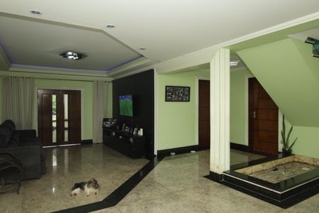 Sala 1 de casa para alugar com 4 quartos, 1395m² em Vila Curuçá Velha, São Paulo