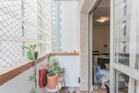Apartamento à venda com 66m², 2 quartos e 1 vaga Apartamento à venda com 66m², 2 quartos e 1 vagaVaranda