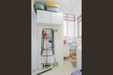 Apartamento à venda com 66m², 2 quartos e 1 vaga Apartamento à venda com 66m², 2 quartos e 1 vagaÁrea de Serviço