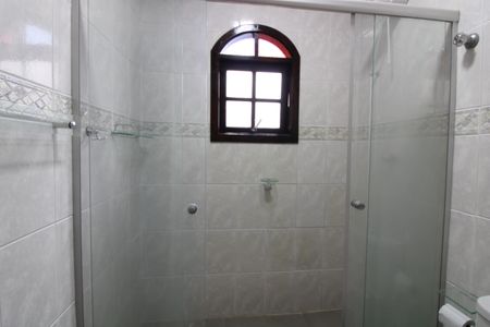 Casa à venda com 262m², 4 quartos e 2 vagasBanheiro casa 2