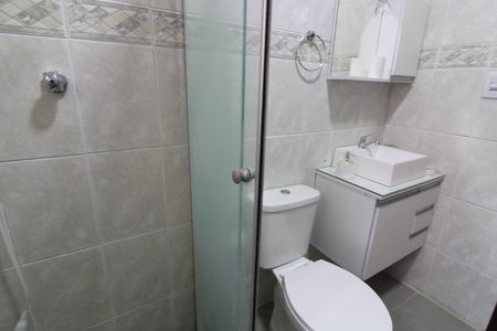 Casa à venda com 262m², 4 quartos e 2 vagasBanheiro casa 2