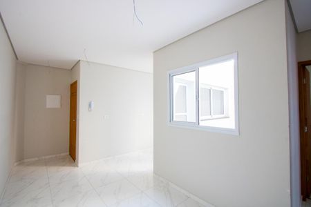 Sala de apartamento à venda com 2 quartos, 42m² em Vila Scarpelli, Santo André